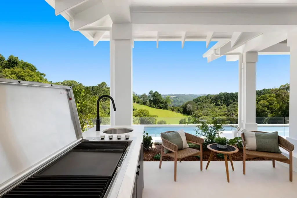 Mater 325 alfresco bbq with a view