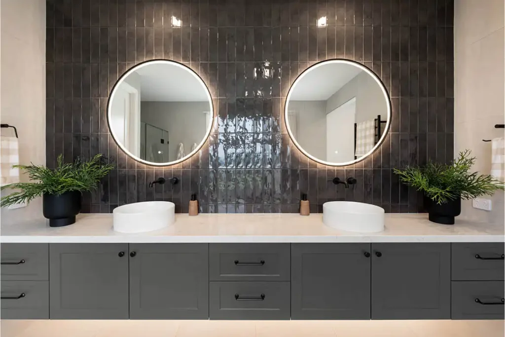 Mater 325 ensuite luxury