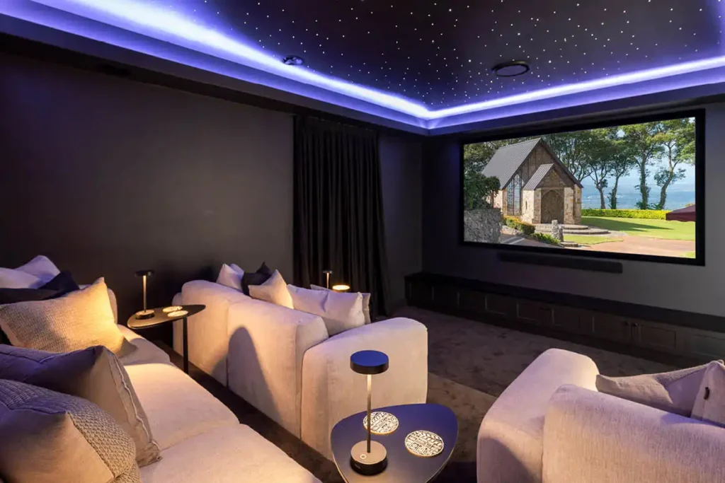 Mater 325 indoor theatre