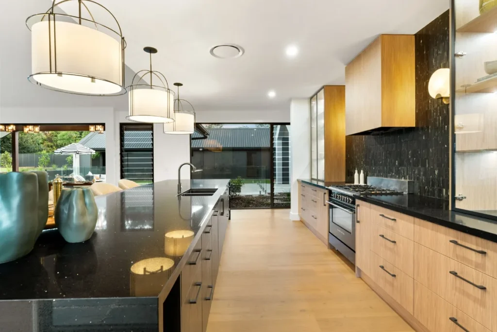 Endeavour 468 kitchen_galleryEndeavour 468 kitchen_gallery