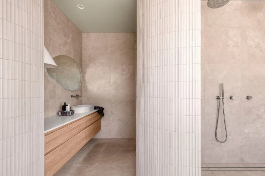 yourtown draw 558 bedroom 1 main ensuite