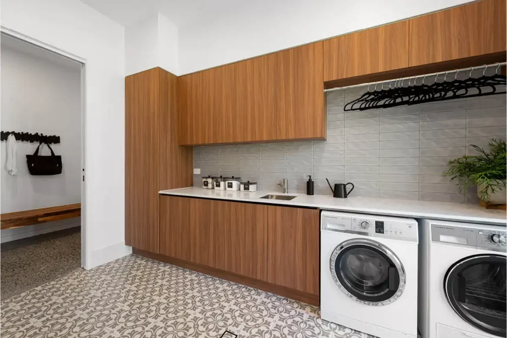Mater 326 laundry