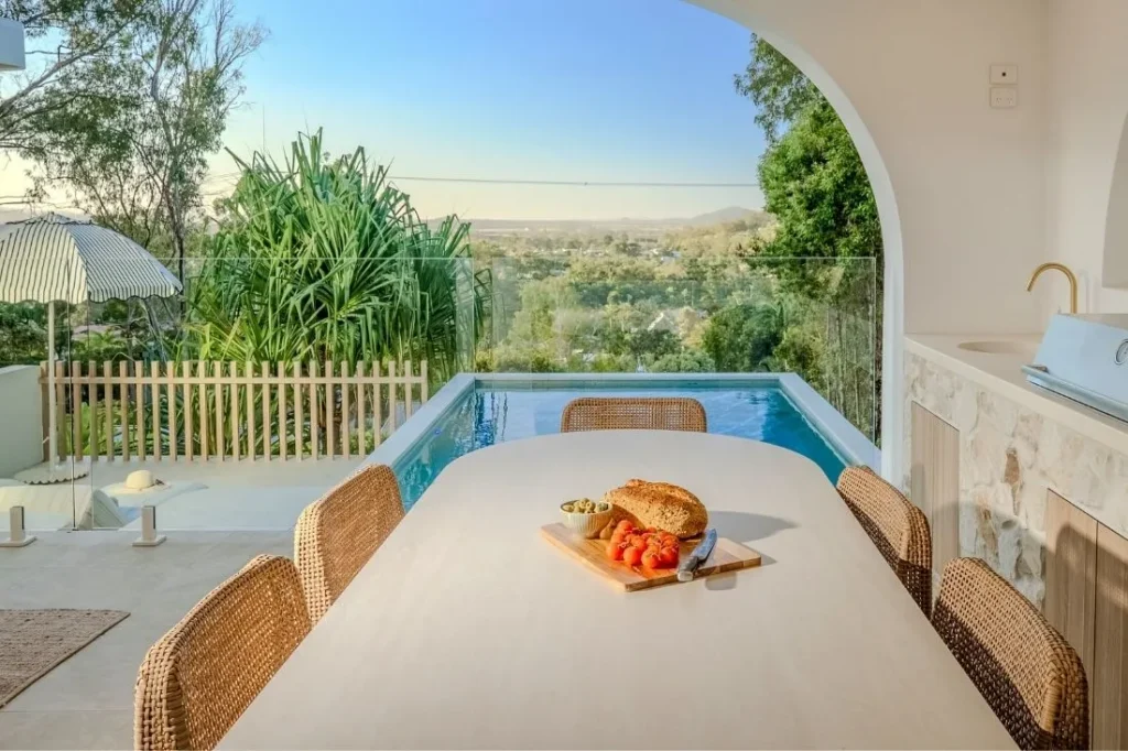 Yourtown draw 561 infinity pool with views